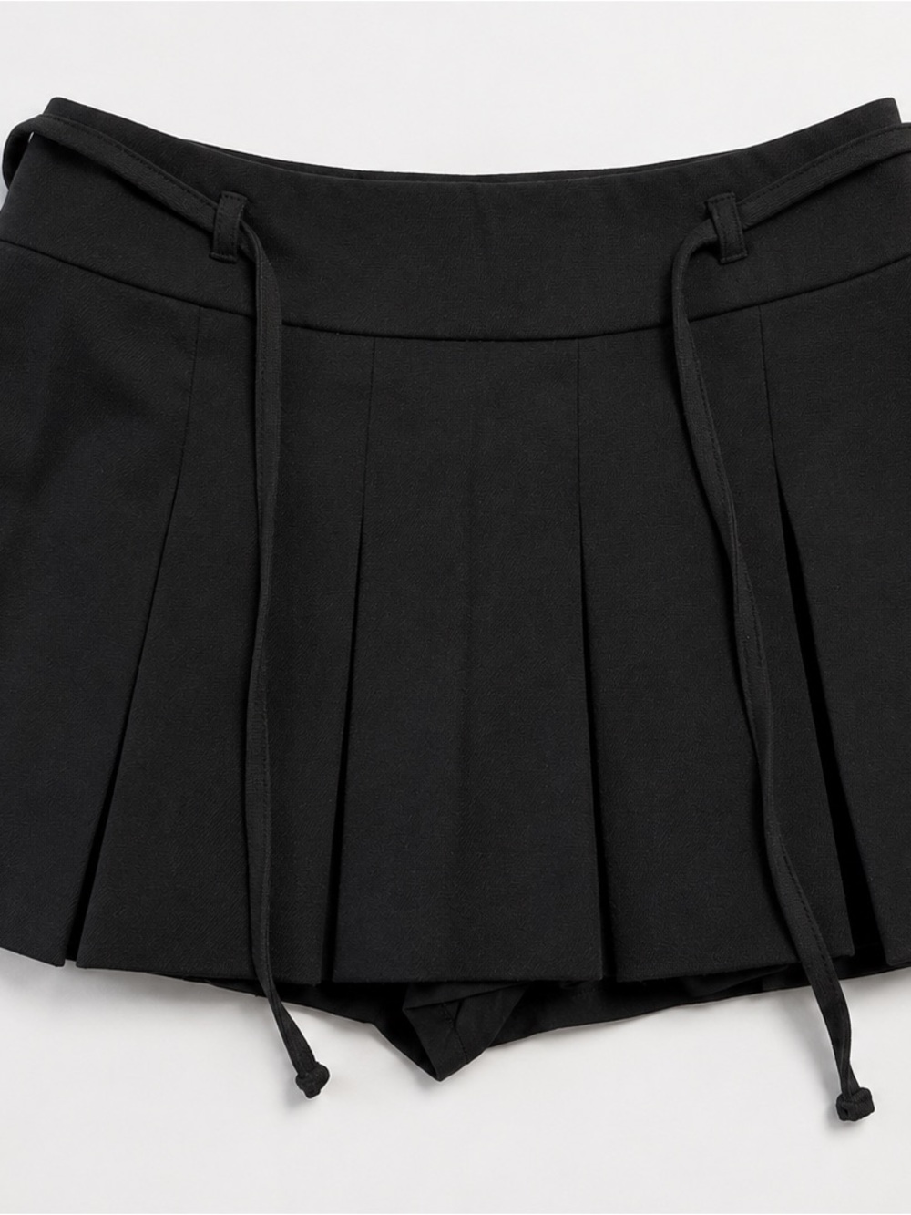 Hollister Black Pleated Skort with Drawstring